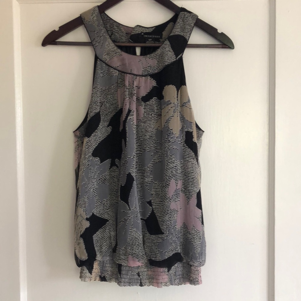 Women’s Forever 21 Floral Tank Size Small